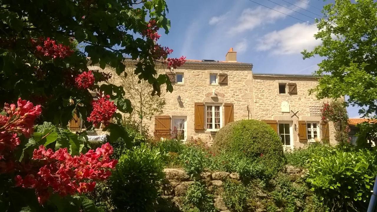Au Coeur De La Nature Saint-Malo-du-Bois Esterno foto