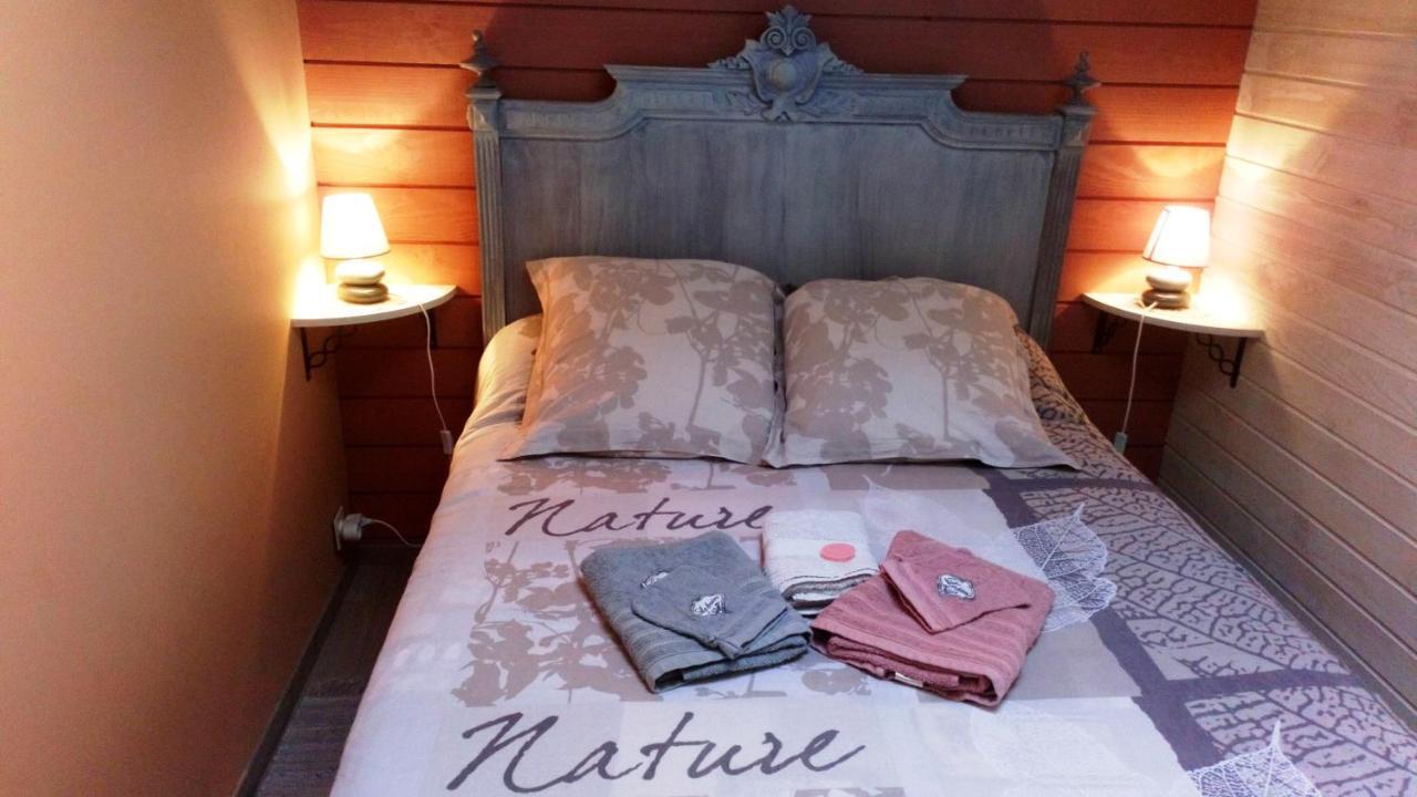 Au Coeur De La Nature Saint-Malo-du-Bois Esterno foto